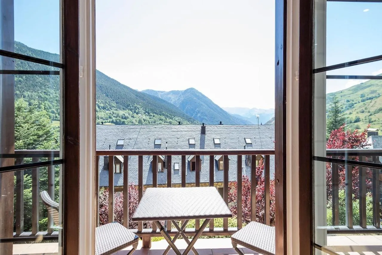 Luderna - Apartamento Con Terraza Mirador Salardu Naut Aran 0*,  Spain